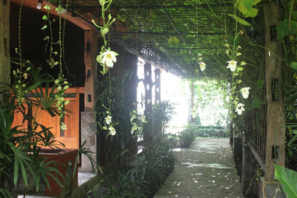 Joglo Ayem Tentrem Tempelanlage Tempelanlage Prambanan Exterior foto